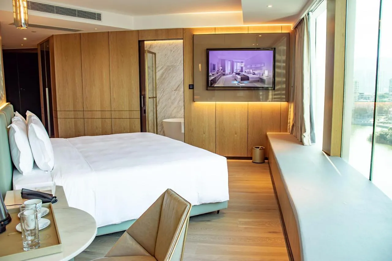 *****  Yoho Treasure Island Hotel Macao China